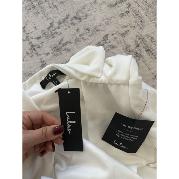 Lulus Exquisite Refinement Ivory Backless Bow Ruffled Maxi Dress Size Medium NWT - Picture 4 of 8